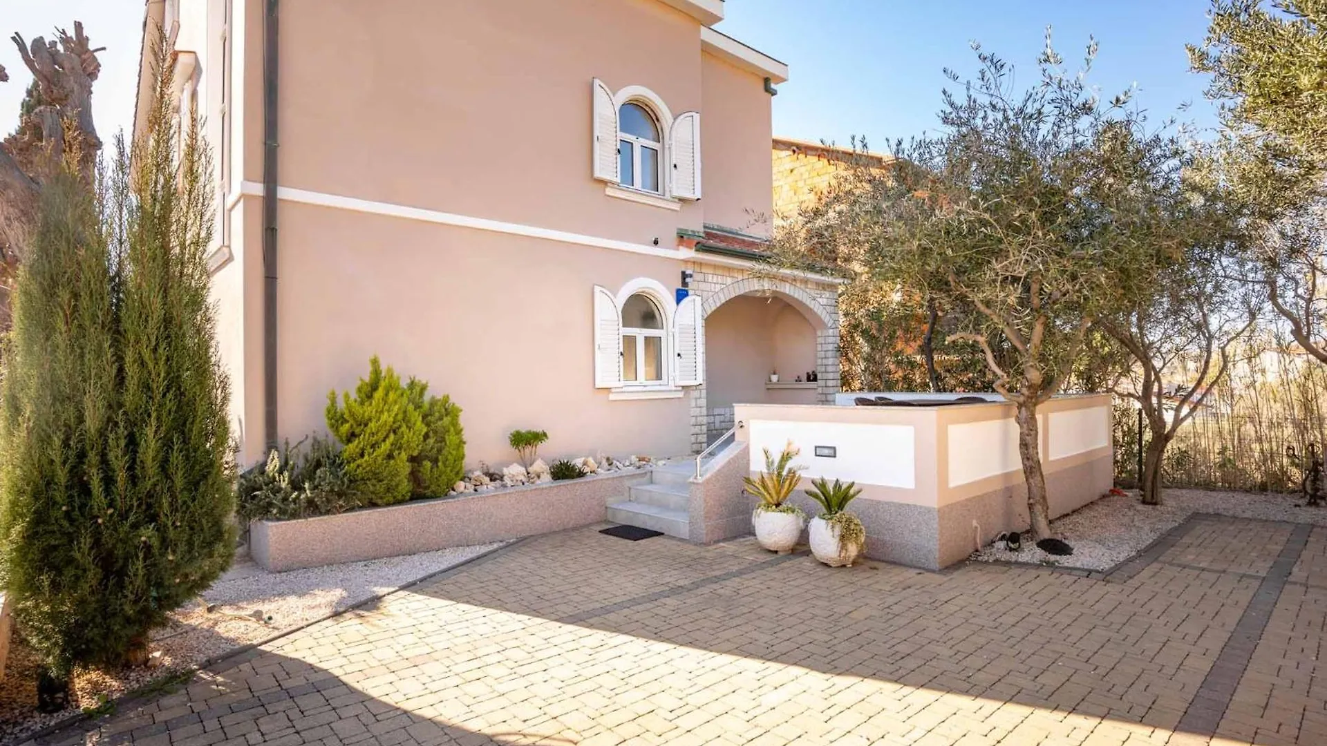 Apartments Casa Barbara Rab Town 0*,  Croazia